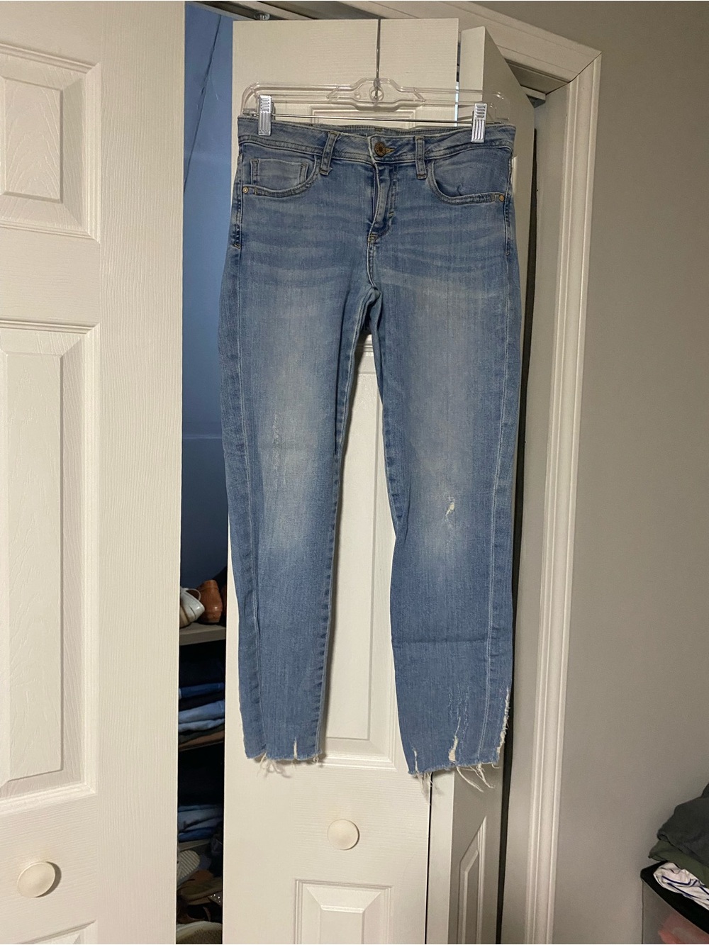 Zara Light Blue Cropped Frayed-Hem Skinny Jeans